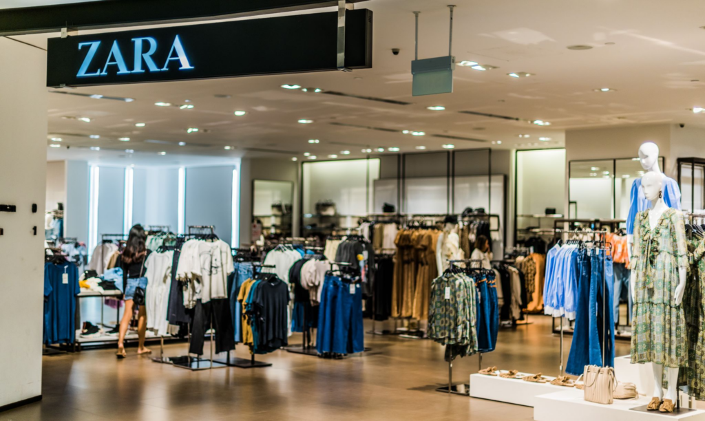 Zara's Marketing Strategy & Marketing Mix