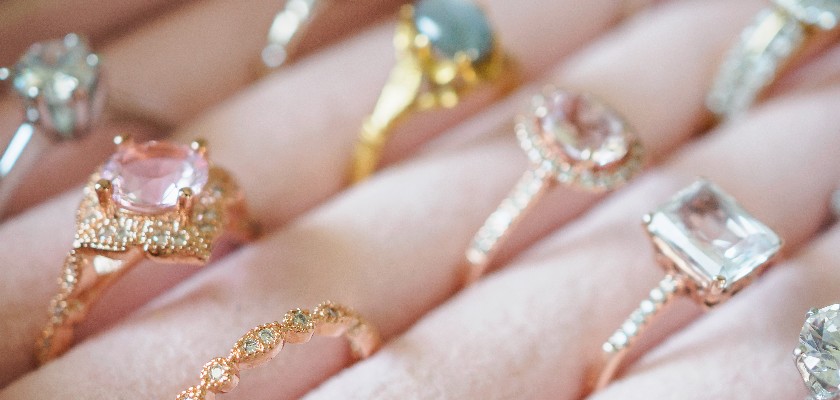 Jewellery Marketing Campaigns That Won the Internet: Tips for Marketers & Brands